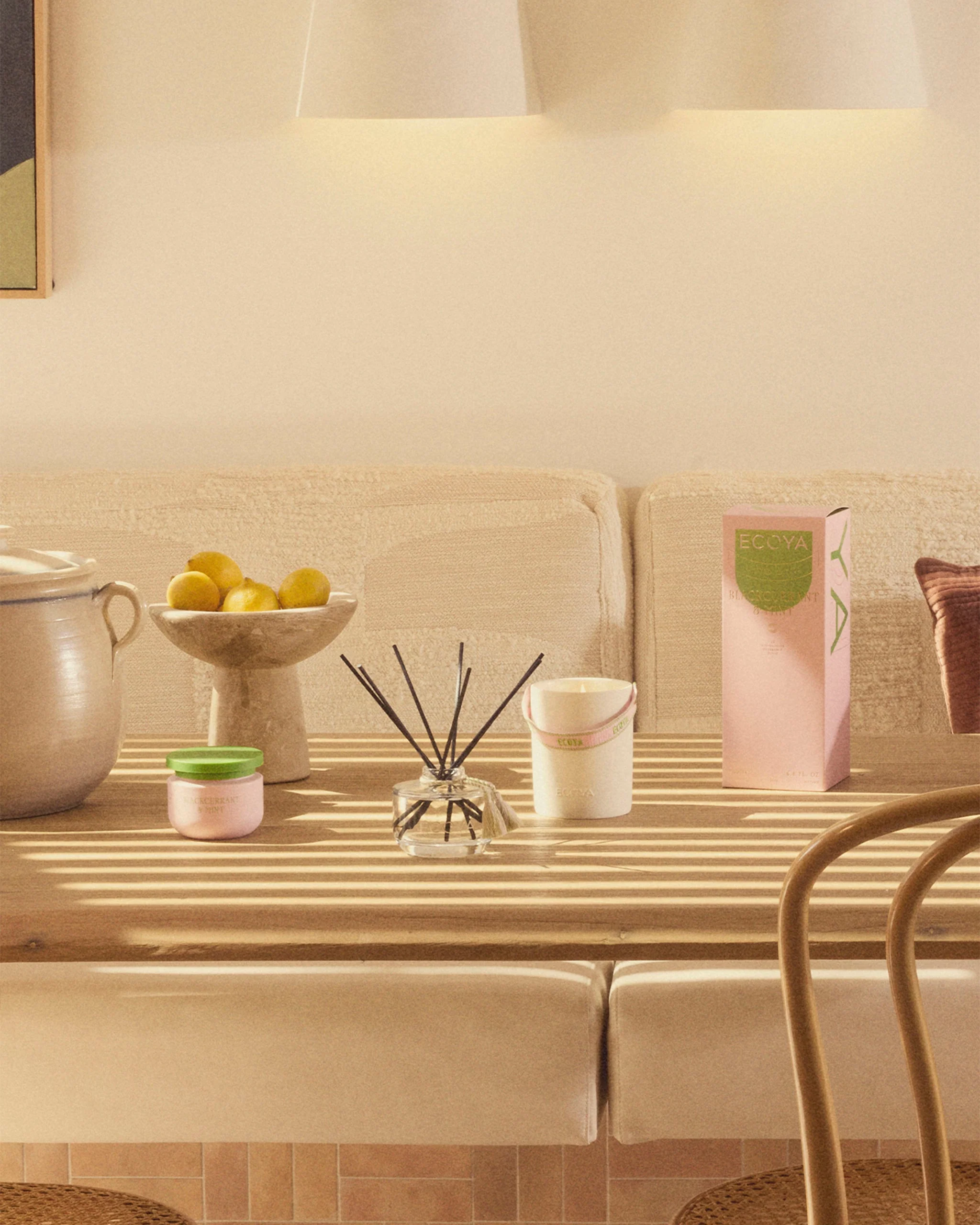 High Summer: Blackcurrant & Mint Ceramic Candle - Image 4