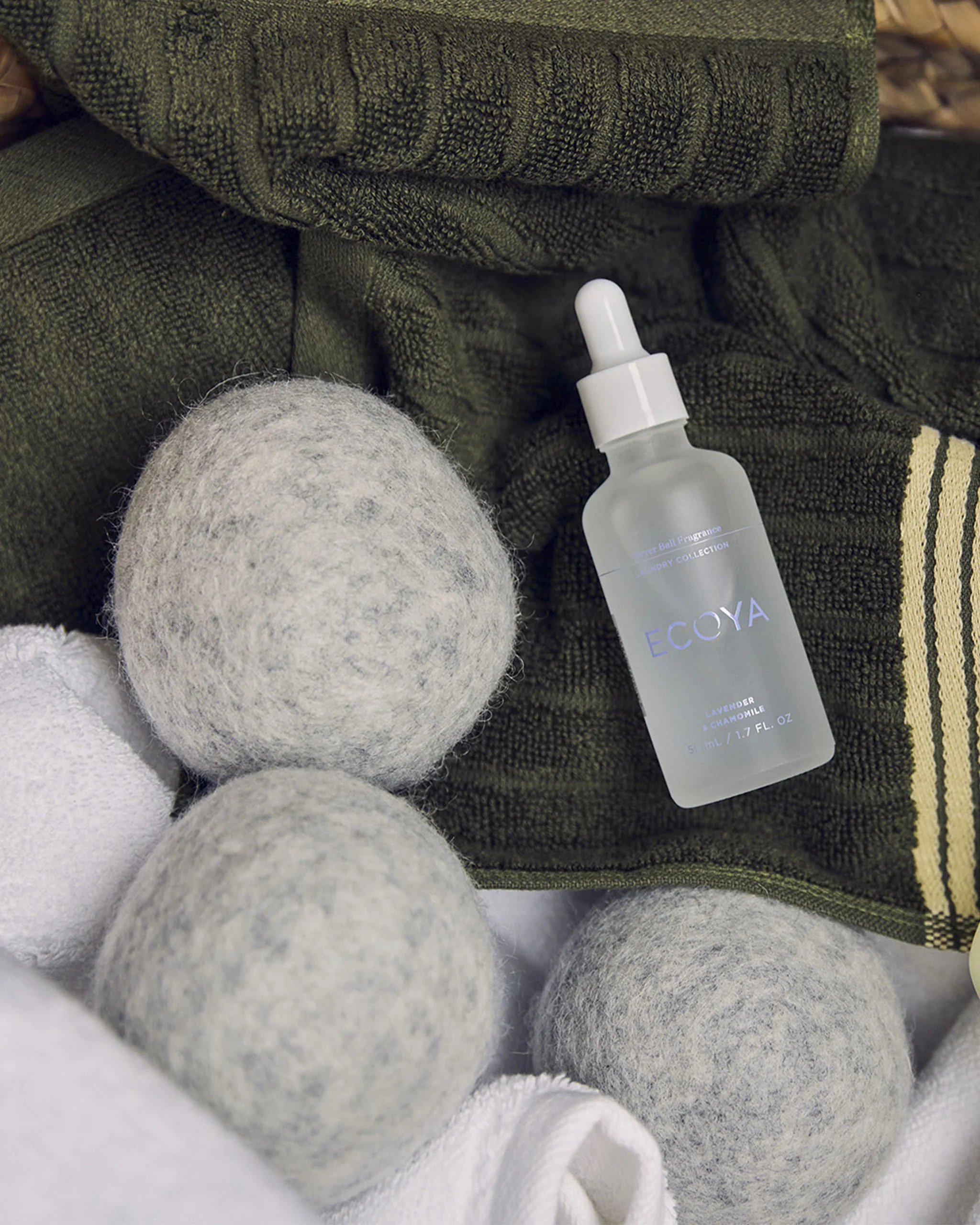 Lavender & Chamomile Laundry Dryer Ball Set - Image 5