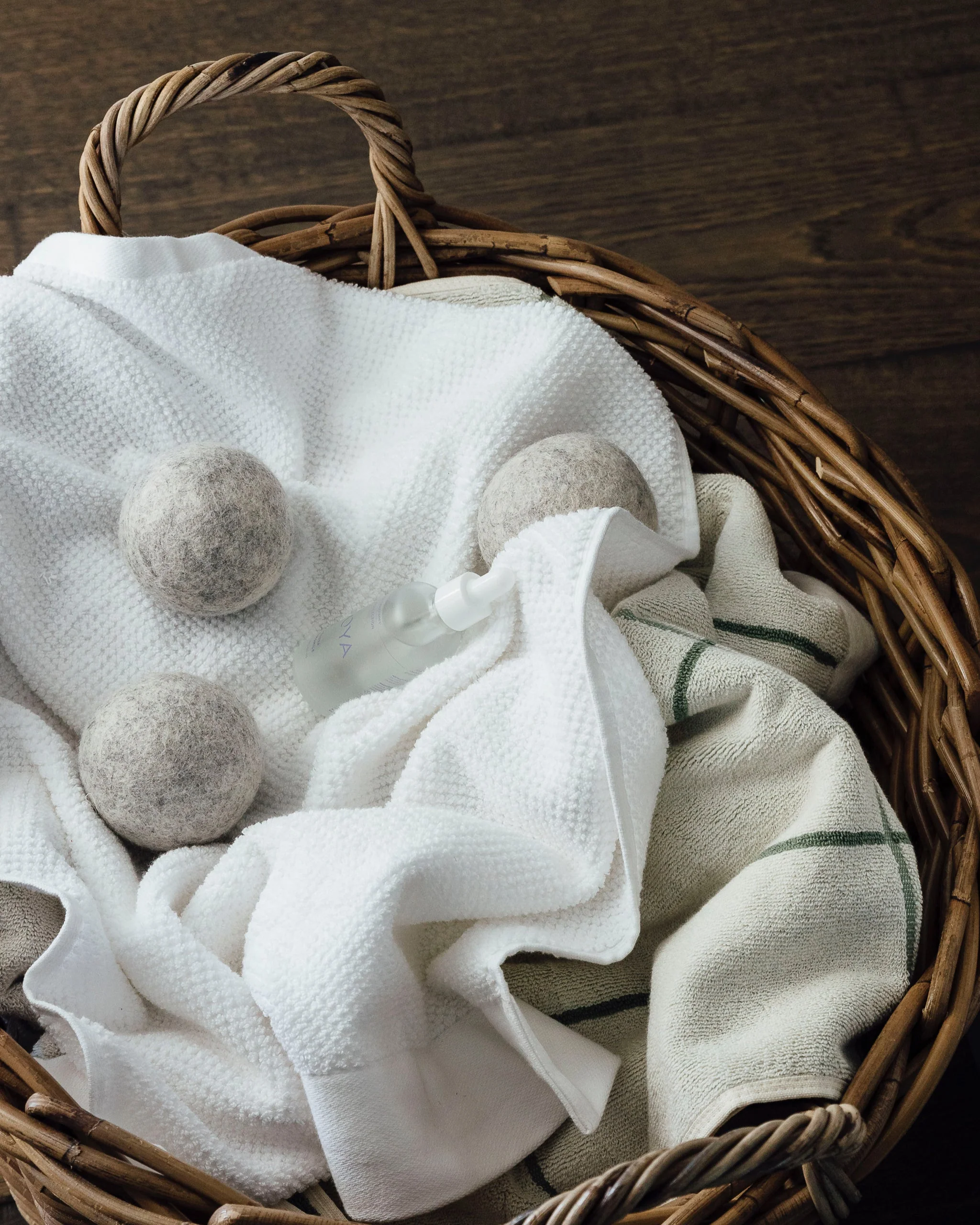 Lavender & Chamomile Laundry Dryer Ball Set - Image 3